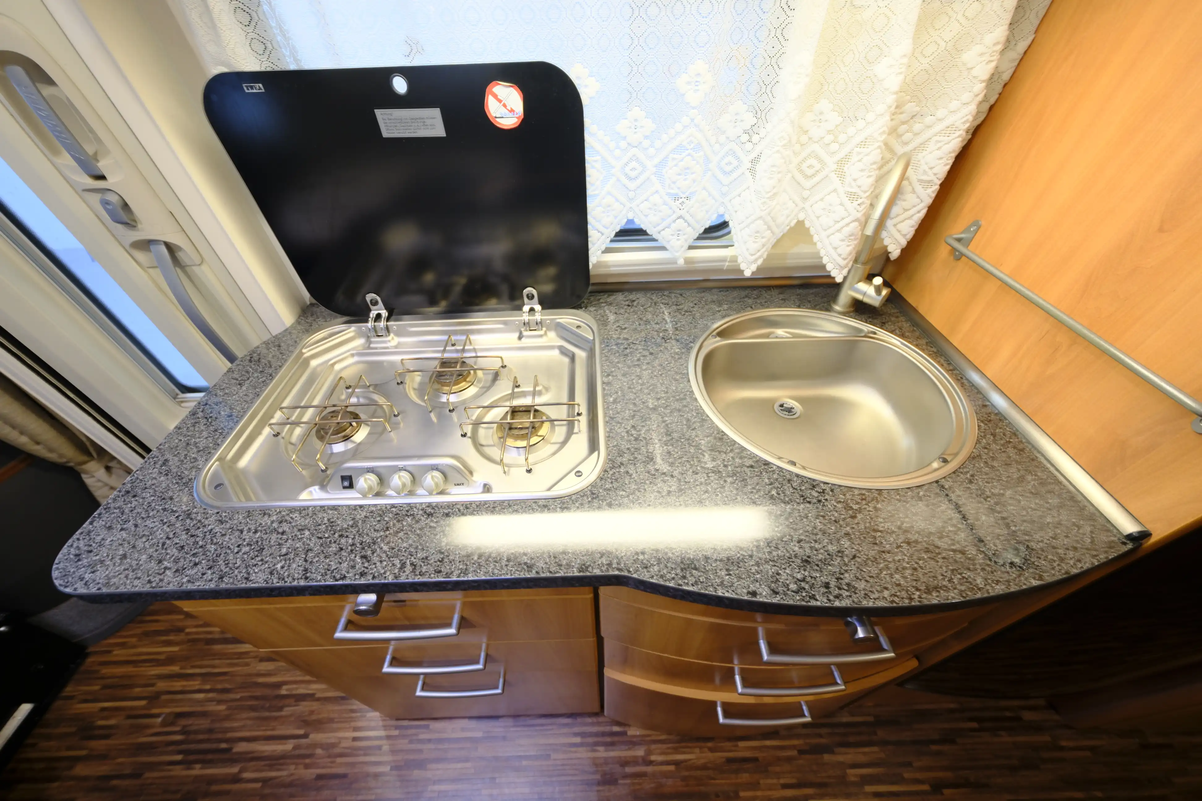 HYMER-ERIBA B 675 SL - Ansicht 13